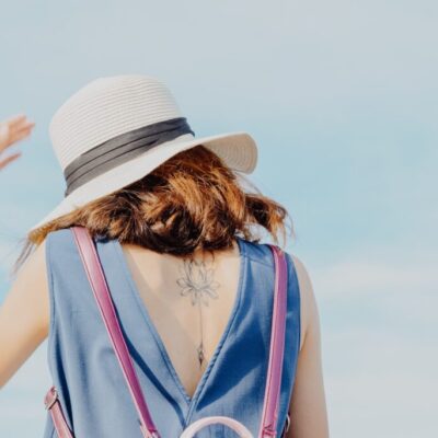 fiore di loto tatuato su schiena fiore di loto tatuato su schiena