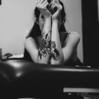storiesullapelle.com - shield of peonies
